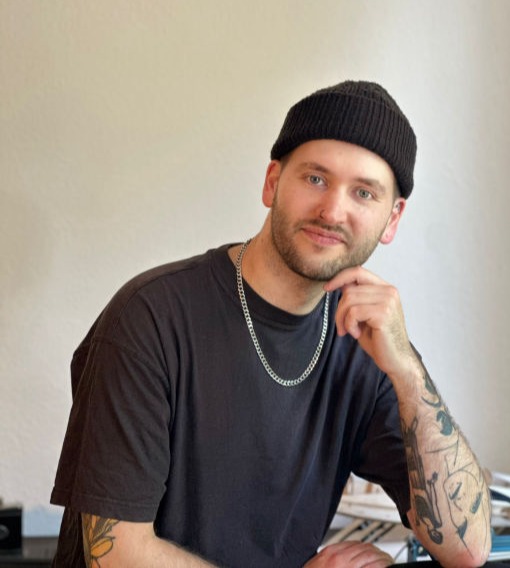 Marvin Schneider: Drums